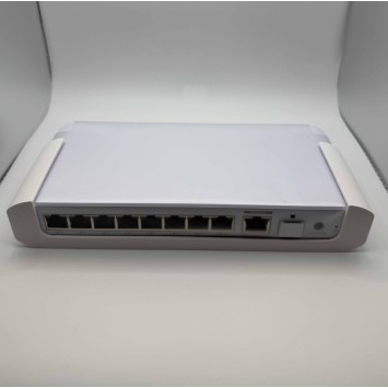 UniFi Flex 2.5G-8 / PoE seinäkiinnike