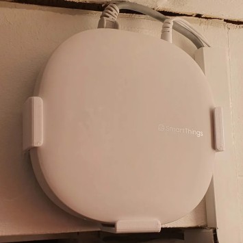 SmartThings Hub 3 (Aeotec) -seinäkiinnike