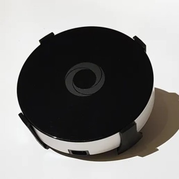 Athom Homey Bridge -seinäkiinnike